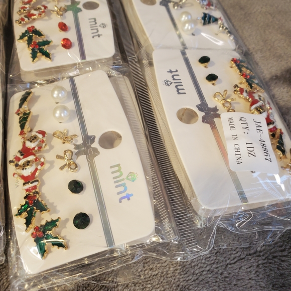 Mint Multicolor Earring Collection - Picture 7 of 9